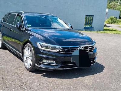 Gebraucht VW Passat R-line 150 PS (110 kW) 2016 Schwarz Kombi