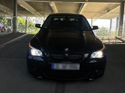 BMW 525