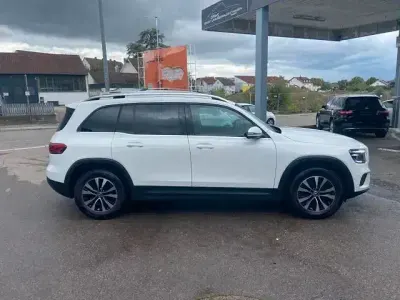 Gebraucht Mercedes GLB220 190 PS (139 kW) 2022 Weiß SUV
