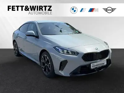 Gebraucht BMW 220 M Sport 163 PS (119 kW) 2025 Brooklyn grau metallic Limousine