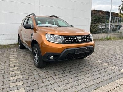 Gebraucht Dacia Duster Comfort 125 PS (91 kW) 2018 Orange SUV