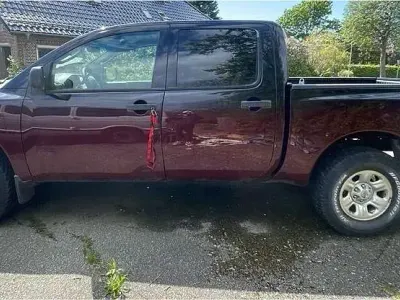 Gebraucht Nissan Titan 500 PS (367 kW) 2007 Rot Pickup