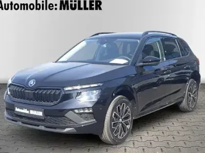 Neu Skoda Kamiq Comfort 150 PS (110 kW) 2026 Schwarz SUV