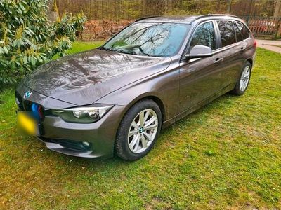 Usata BMW 318 Shadowline 143 CV (105 kW) 2013 Marrone Station wagon