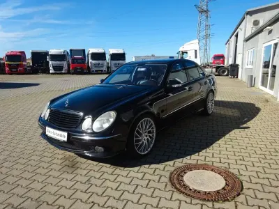 Gebraucht Mercedes E500 306 PS (225 kW) 2002 Schwarz Limousine