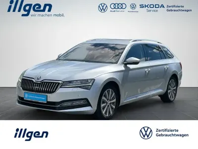 Gebraucht Skoda Superb Style 190 PS (139 kW) 2022 Brillantsilber Kombi