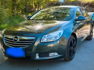 Gebraucht Opel Insignia Selection 116 PS (85 kW) 2009 Grün Limousine