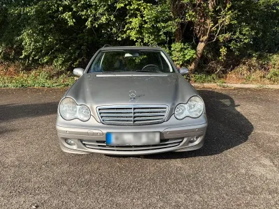 Gebraucht Mercedes C200 163 PS (119 kW) 2004 Beige Kombi