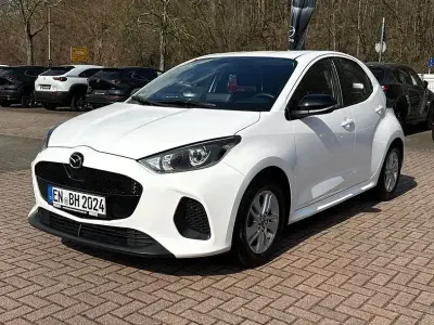 Nowe Mazda 2 Center-Line 116 KM (85 kW) 2025 Biały Hatchback