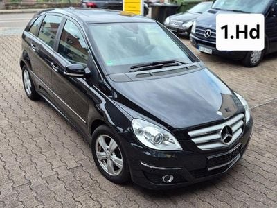 Kosmosschwarz Gebraucht 2010 Mercedes B200 Sport Van / Kleinbus | 10.850 € (Teuer)