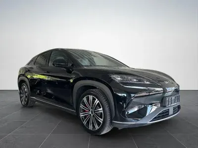 Neu BYD Sealion 7 389 kW (530 PS) 2025 Obsidian black SUV