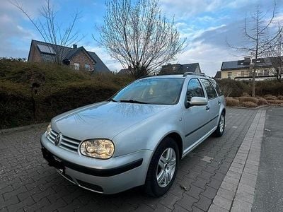 Gebraucht VW Golf IV 90 PS (66 kW) 2001 Silber Kombi