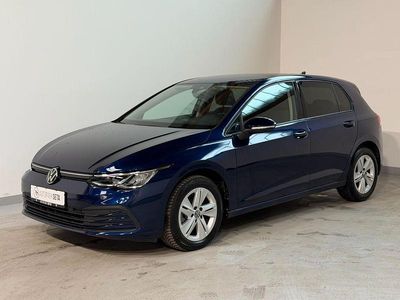 Gebraucht VW Golf VIII Life 116 PS (85 kW) 2023 Blau Limousine