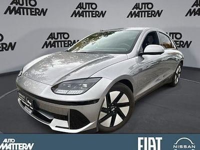 Gebraucht Hyundai Ioniq 6 Techniq 111 kW (151 PS) 2023 Curated silver metallic / met Limousine
