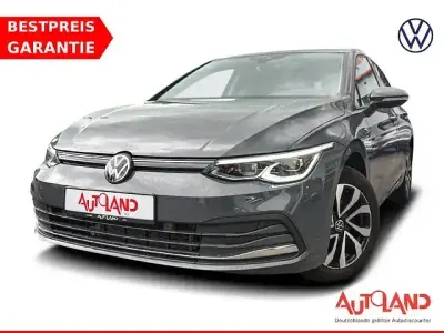 Gebraucht VW Golf VIII Active 150 PS (110 kW) 2023 Grau Limousine