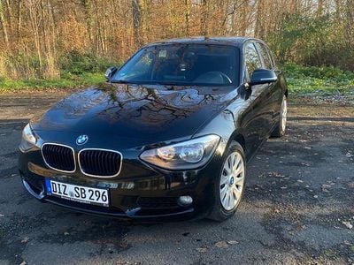 Gebraucht BMW 116 116 PS (85 kW) 2013 Schwarz Kleinwagen