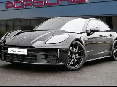 Nuova Porsche Panamera 4 470 CV (345 kW) 2026 Nero Berlina
