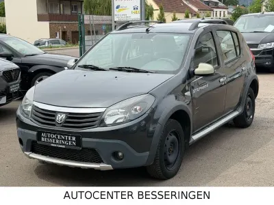 Gebraucht Dacia Sandero Stepway 68 PS (50 kW) 2010 Grau Limousine