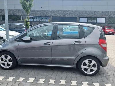 Mercedes A200