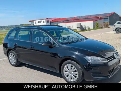 Gebraucht VW Golf VII Trendline 90 PS (66 kW) 2015 Schwarz Kombi