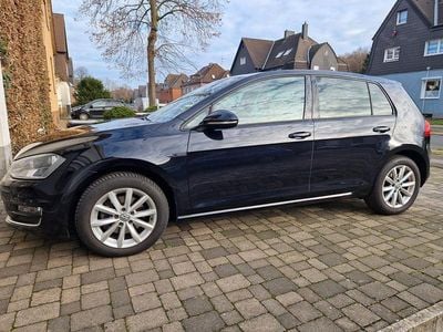 Gebraucht VW Golf VII LOUNGE 150 PS (110 kW) 2015 Schwarz Limousine