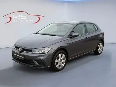 Używany VW Polo Life 95 KM (69 kW) 2022 Szary Sedan/Limuzyna