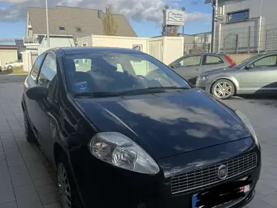 Gebraucht Fiat Punto 88 PS (64 kW) 2009 Schwarz Kleinwagen