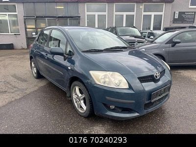 Gebraucht Toyota Auris Team 124 PS (91 kW) 2008 Blau Kleinwagen