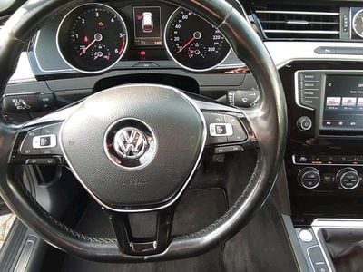 Gebraucht VW Passat 150 PS (110 kW) 2015 Grau Kombi