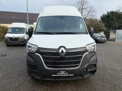 Używany Renault Master 150 KM (110 kW) 2022 Biały Minivan