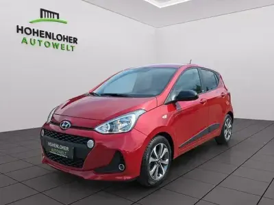 Gebraucht Hyundai i10 Passion 87 PS (63 kW) 2018 Rot Kleinwagen