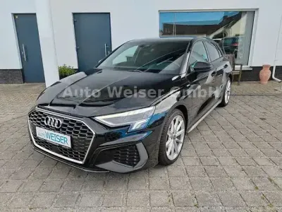Używany Audi A3 S-Line 132 KM (97 kW) 2022 Czarny Sedan/Limuzyna