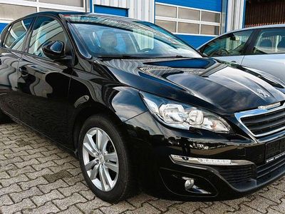 Schwarz Gebraucht 2014 Peugeot 308 Active Limousine | 9.200 € (Teuer)
