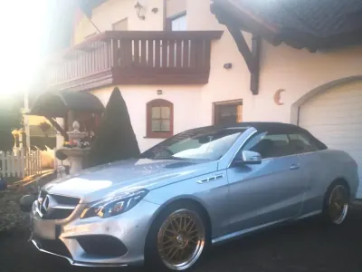 Gebraucht Mercedes E220 AMG line 178 PS (130 kW) 2016 Cabrio