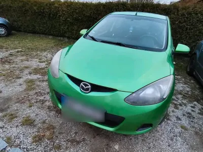 Gebraucht Mazda 2 86 PS (63 kW) 2008 Grün Kleinwagen