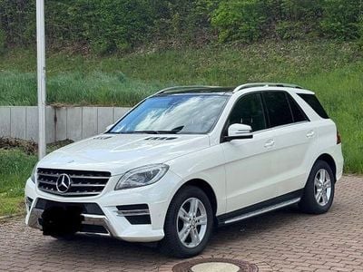 Gebraucht Mercedes ML350 258 PS (189 kW) 2013 Weiß SUV
