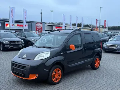 Gebraucht Fiat Qubo Trekking 73 PS (53 kW) 2011 Schwarz Van / Kleinbus