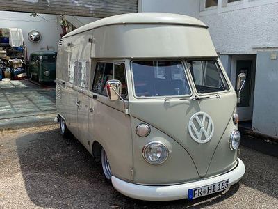 Grau Gebraucht 1964 VW T1 Van | 70.000 €