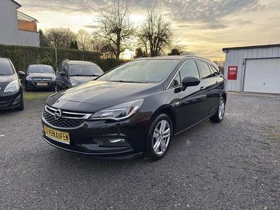 Schwarz Gebraucht 2017 Opel Astra Dynamic Kombi | 8.990 € (Fairer Preis)