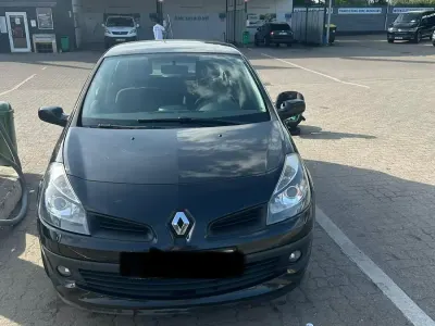 Gebraucht Renault Clio II 88 PS (64 kW) 2006 Schwarz Limousine