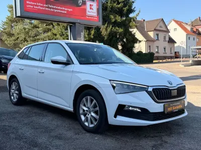 Gebraucht Skoda Scala Style 110 PS (80 kW) 2022 Moonweiss metallic Kleinwagen