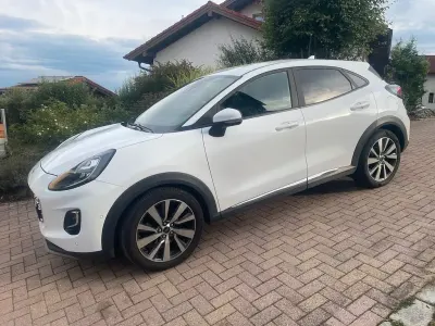 Gebraucht Ford Puma Titanium 125 PS (91 kW) 2022 Weiß SUV