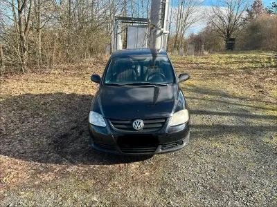 Używany VW Fox 54 KM (39 kW) 2007 Czarny Hatchback