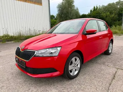 Gebraucht Skoda Fabia Cool Plus 60 PS (44 kW) 2020 Corridarot Kleinwagen