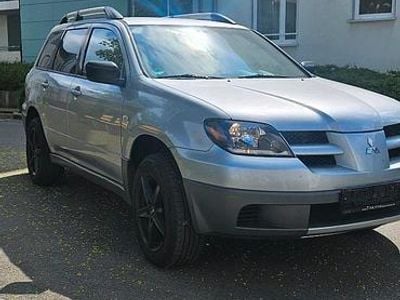 Usata Mitsubishi Outlander 138 CV (101 kW) 2004 Argento SUV