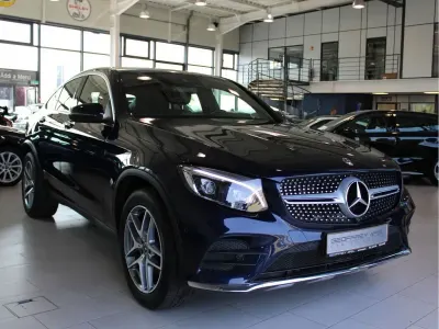 Gebraucht Mercedes GLC250 AMG line 211 PS (155 kW) 2017 Blau SUV