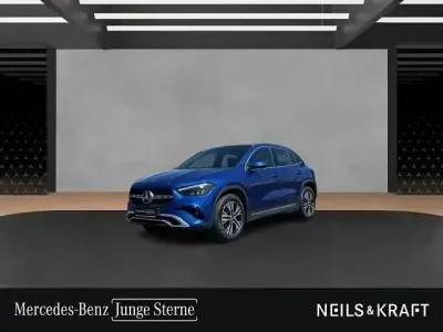 Używany Mercedes GLA220 Progressive 190 KM (139 kW) 2024 Niebieski SUV