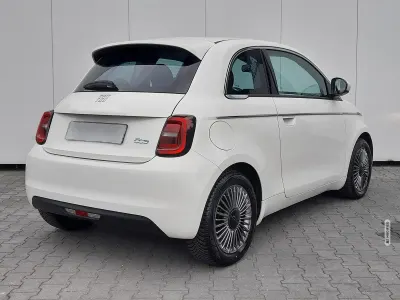 Gebraucht Fiat 500e 86 kW (118 PS) 2023 Weiß