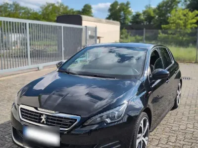 Gebraucht Peugeot 308 GT-line 131 PS (96 kW) 2017 Schwarz Limousine