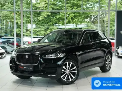 Gebraucht Jaguar F-Pace Prestige 301 PS (221 kW) 2017 Narvik black SUV